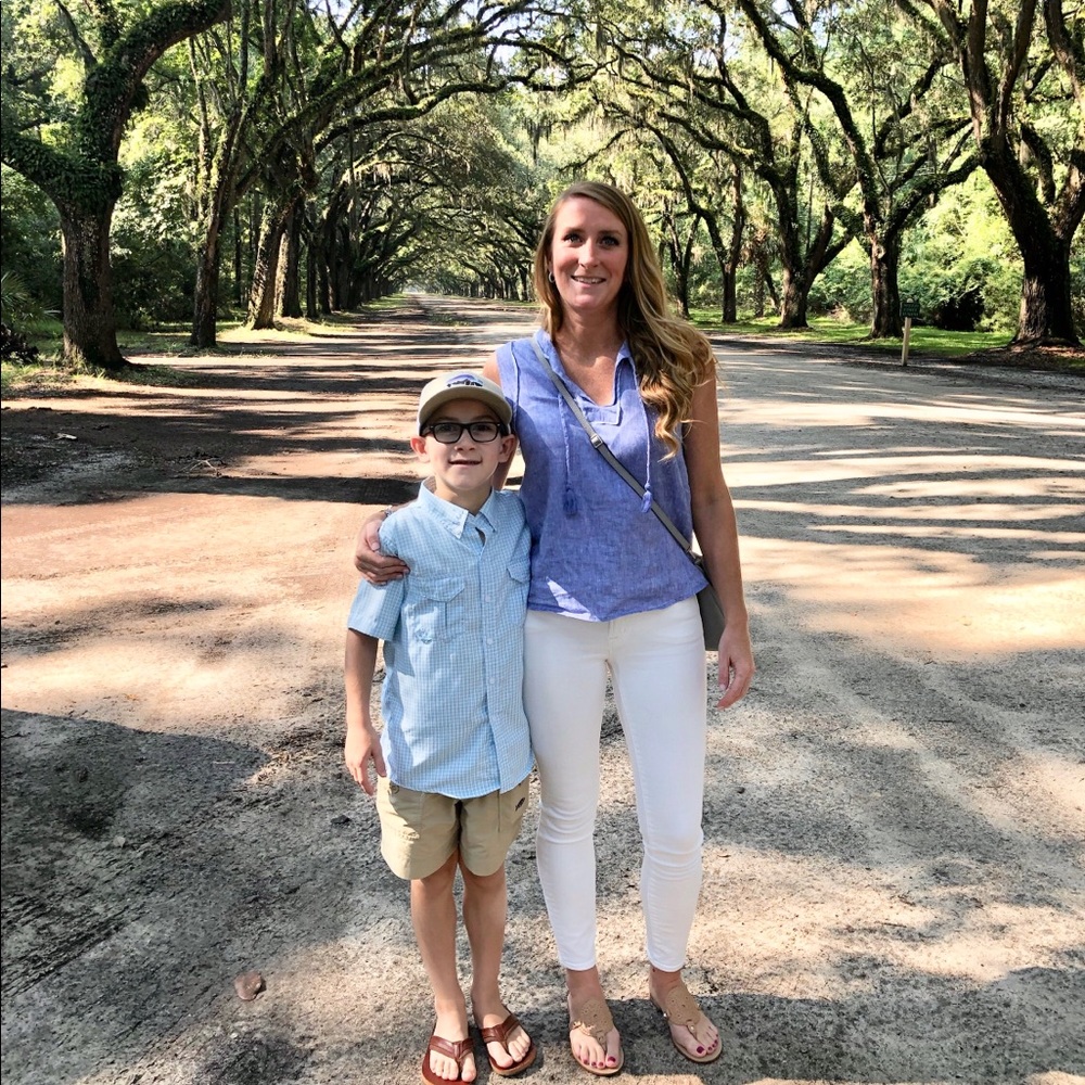 Meet your Posher, Nichole Daws.